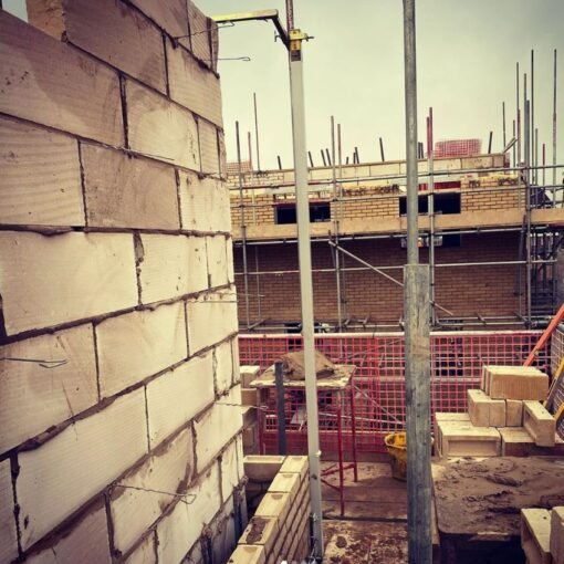 BT Top Clamp Adjustable 150mm Cavity Z&Yellow Image 4